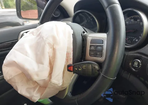 2013 Jeep Grand Cherokee Laredo z USA, uszkodzony, nr VIN 1C4RJFAG7DC503189